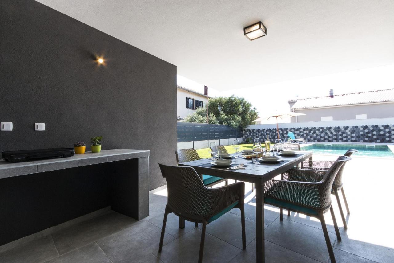 Modern 3-Bedroom Villa With A Private Pool Pula Dış mekan fotoğraf
