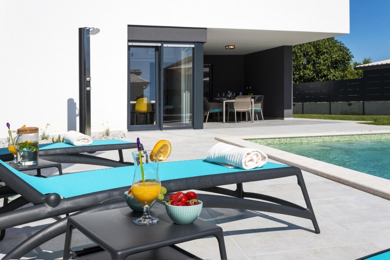 Modern 3-Bedroom Villa With A Private Pool Pula Dış mekan fotoğraf